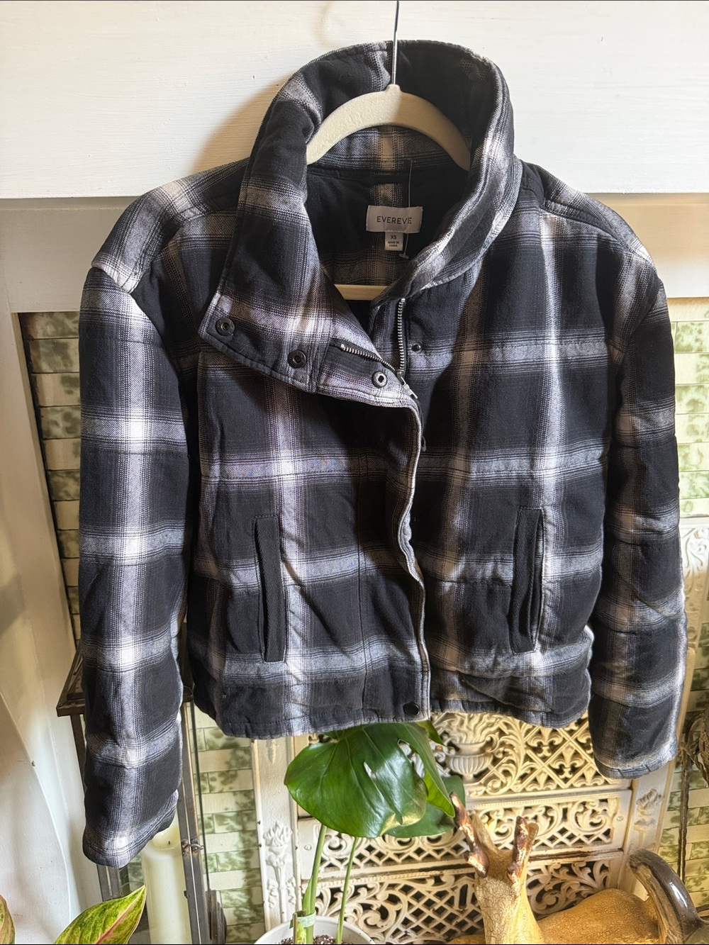 Evereve Lucy Plaid Insulated Cropped Jacket/Coat, Women’s XS 🖤